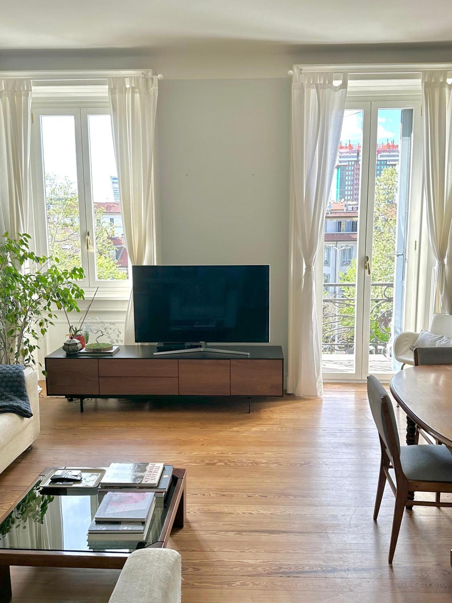 Ampio E Luminoso Bilocale Nel Centro Di Milano Apartment ภายนอก รูปภาพ
